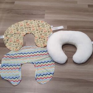 boppy infant support pillow with 2 nursing covers
